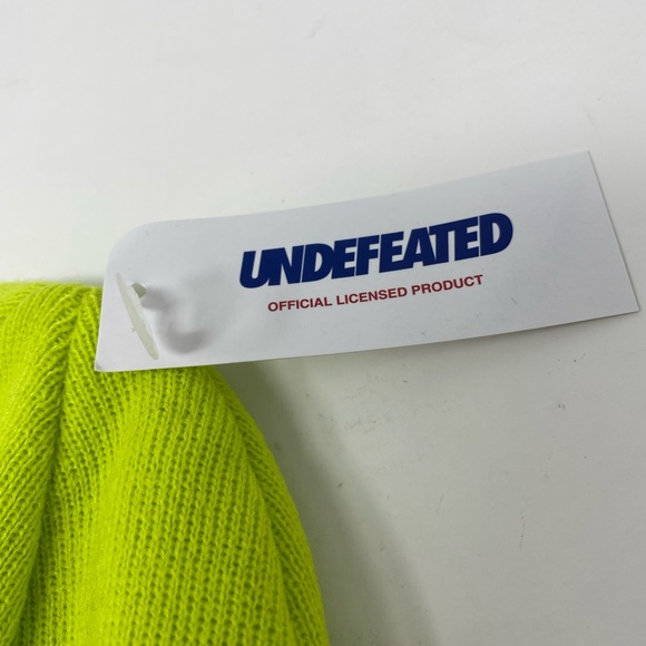 NEW ERA X UNDEFEATED – FIVE STRIKES BEANIE - GREEN - NEW! - Picture 4 of 8
